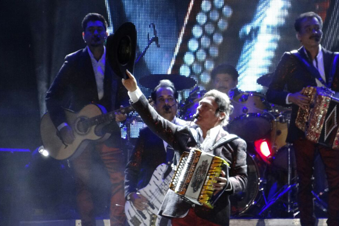 Los Tigres del Norte hacen “gritar” a Morelia