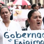 Marchan enfermeros/as por la profesionalización