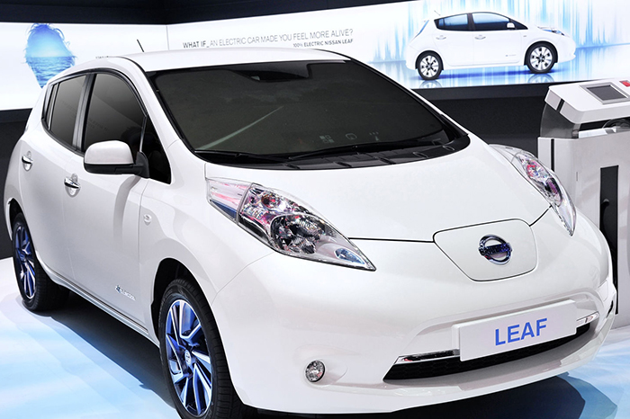  Auto eléctrico de Nissan se puede comprar en línea!