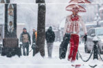 La fotografía de un mariachi se hizo viral tras ser captado caminando en la nieve en Vancouver, Canadá