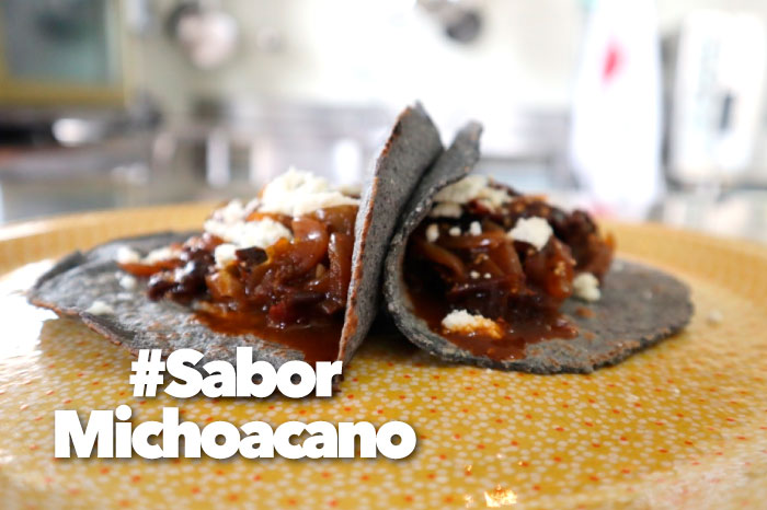 VIDEO | Con todo el sabor de Michoacán... hoy tocan unos tacos de chile  capón