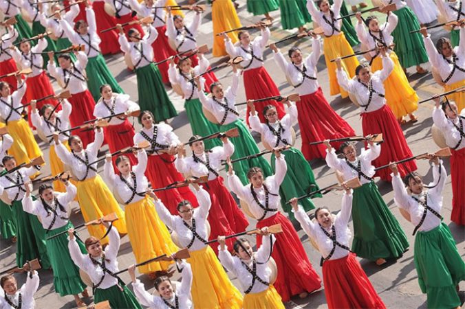 Todo listo para el desfile por el 115 Aniversario de la Revolución ...