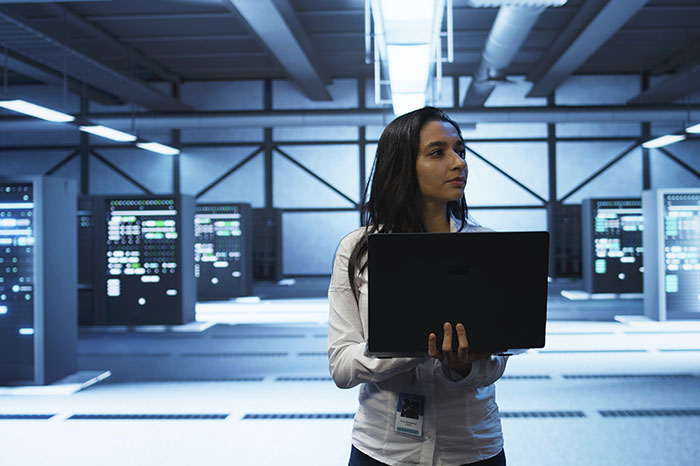 tecnologia-tableta-dispositivos-internet-3 IA redefine la ciberseguridad: hay inteligencias artificiales que se usan con fines delictivos