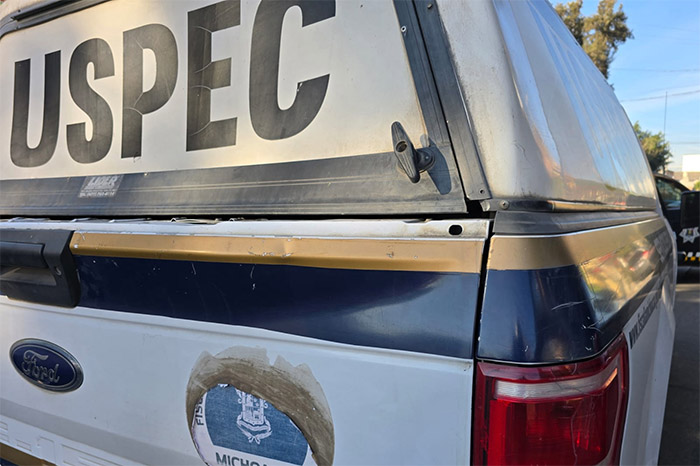 Policía resguarda zona en Villas del Pedregal tras hallazgo de hombre sin vida.