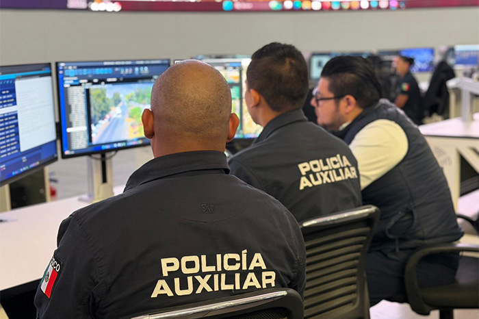 Elementos de la Policía Auxiliar de Michoacán en capacitación para el Teleférico de Uruapan.