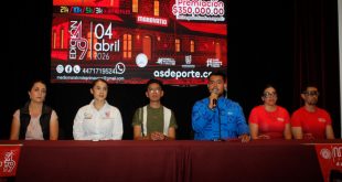 Autoridades de Sectur Michoacán y coordinadores deportivos de Maravatío anunciando el 49 Medio Maratón de Primavera.