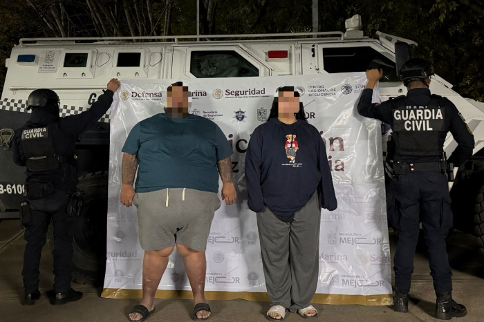 Elementos de la Guardia Civil y Fiscalía de Michoacán en operativo en Apatzingán.