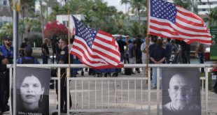 Integrantes del exilio cubano en Miami durante una rueda de prensa solicitando el envío de ayuda humanitaria a la isla.