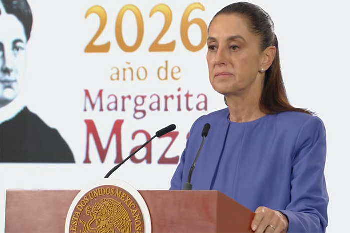 Claudia Sheinbaum durante la mañanera hablando sobre el caso Lázaro Cárdenas.