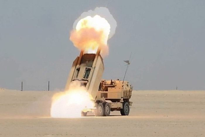 Lanzamiento de misil de ataque de precisión PrSM de Lockheed Martin.