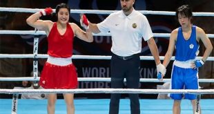Sofía Guadalupe Ramírez Reyes, boxeadora michoacana del Cecytem Maravatío, con el uniforme de la selección nacional de boxeo.