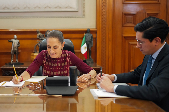 La presidenta de México, Claudia Sheinbaum, durante el anuncio de la próxima cumbre con líderes de la Unión Europea.