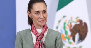 La presidenta de México Claudia Sheinbaum durante su conferencia de prensa matutina en Palacio Nacional.