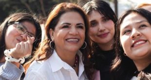 Diputada Fabiola Alanís destacando programas de bienestar para mujeres en Michoacán