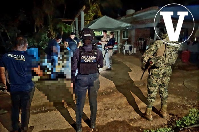 Elementos del Ejército Mexicano y Guardia Nacional resguardando una escena del crimen en Michoacán.