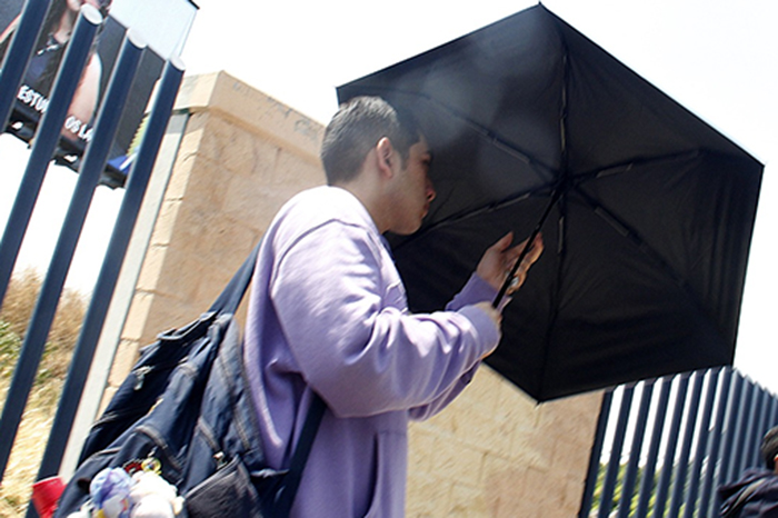 Sol intenso sobre Michoacán durante onda de calor extrema.