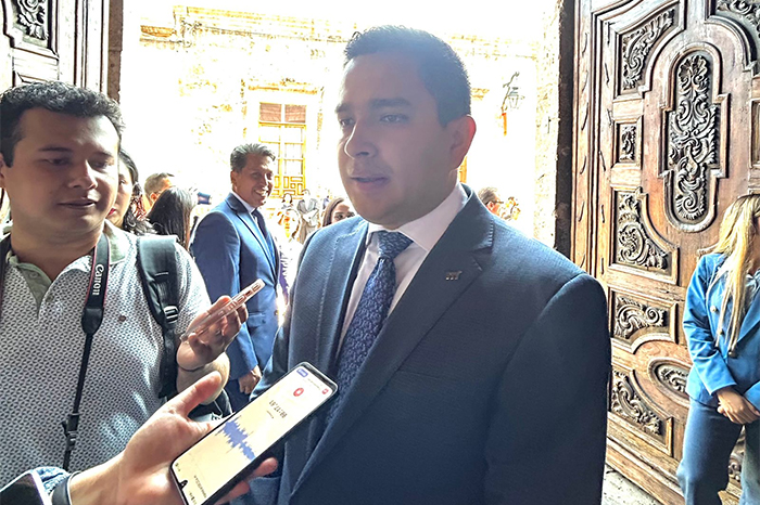 Pablo Alarcón Olmedo, secretario de Seguridad de Morelia, informa sobre el operativo policial por el 485 Aniversario de la ciudad.