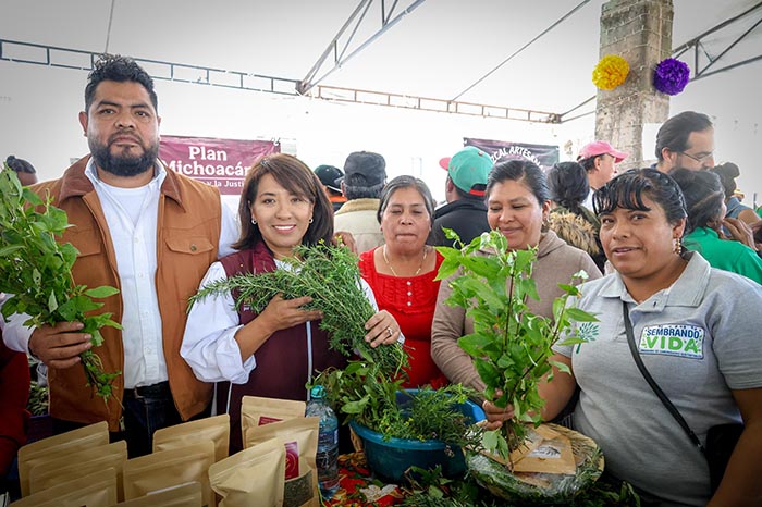 El programa ha expandido su meta a 18 mil sembradores en el estado, promoviendo la restauración del tejido social y la autosuficiencia alimentaria.