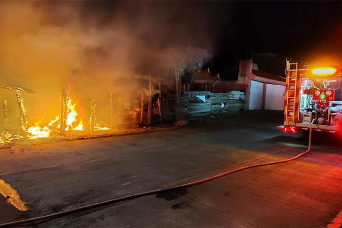 Se incendia domicilio en la colonia Pablo Galeana, en el municipio de ...