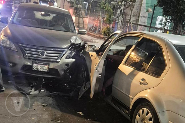 Lesionados tras el choque frontal cerca de la Unidad Deportiva Félix Ireta en Morelia.