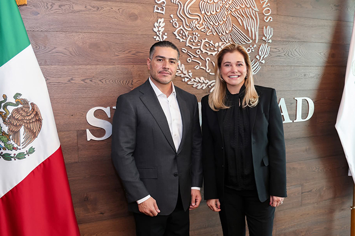 Reunión entre autoridades de Chihuahua y el Gobierno Federal para tratar temas de soberanía y agentes extranjeros.