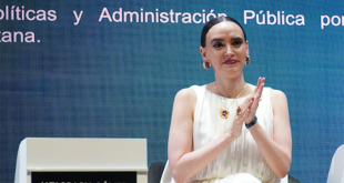 Altagracia Gómez, coordinadora del Consejo Asesor de Desarrollo Económico Regional, durante su intervención en la conferencia anual del COA.