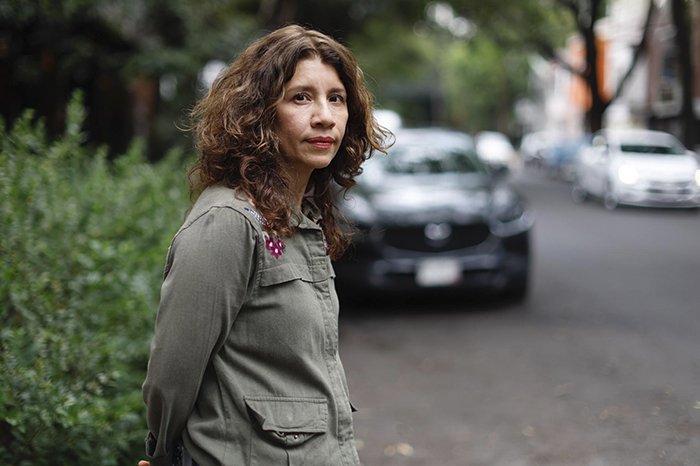 La cineasta Ana Bárcenas, posa al final de una entrevista con EFE