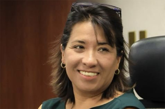 Columba López Gutiérrez, nueva secretaria de Agricultura y Desarrollo Rural (SADER), con el emblema del Gobierno de México.