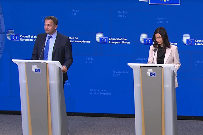 El comisario europeo de Agricultura, Christophe Hansen, durante una rueda de prensa sobre las relaciones comerciales con México.