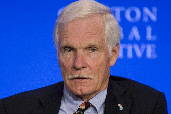 Retrato de Ted Turner fundador de la cadena CNN y filántropo estadounidense.