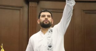 Diputado Octavio Ocampo del PRD hablando en la tribuna del Congreso de Michoacán
