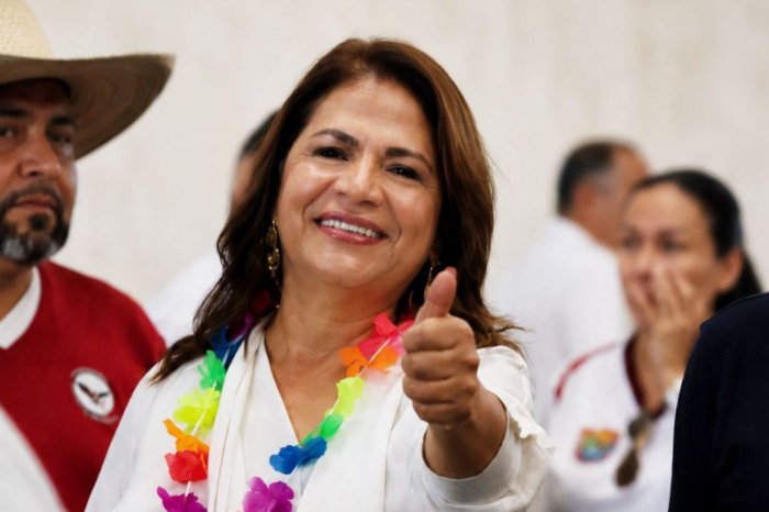 Diputada Fabiola Alanís en el 23 aniversario del SUTACONALEPMICH