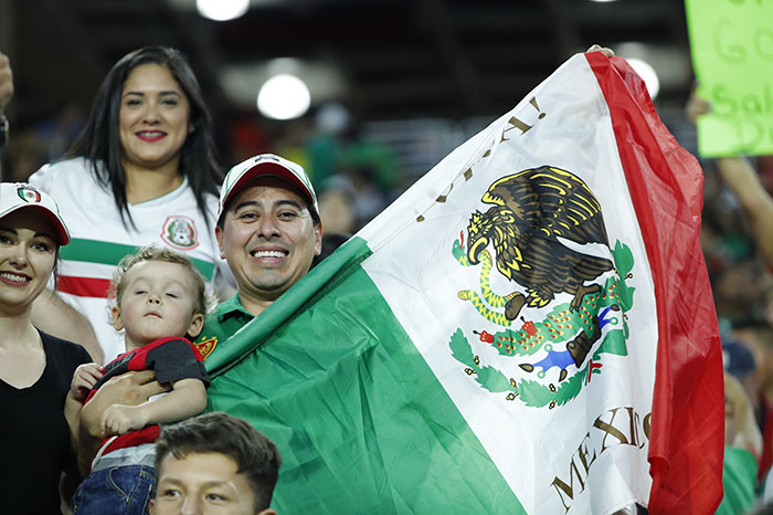 La afición mexicana más joven consume deportes a través de nuevos formatos y hábitos digitales en México.