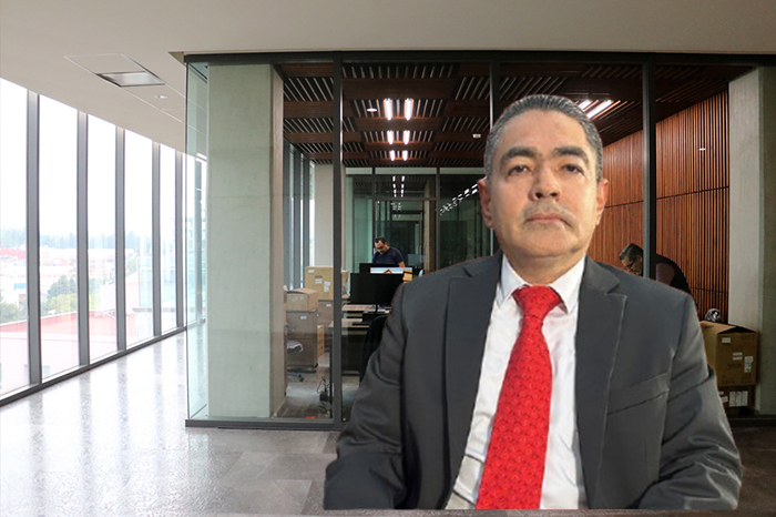 Fernando Fernández Castañeda, juez tercero laboral de la región Morelia, durante su participación en el programa El Arte de lo Bueno y lo Justo.