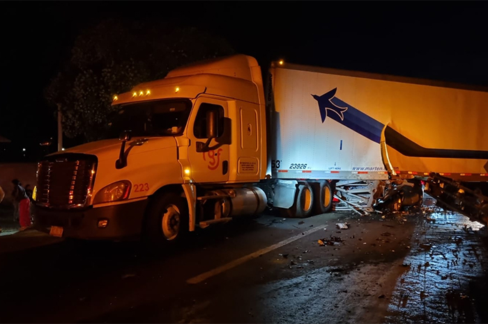 El abogado Roberto Ávila, jefe de asesores del Ayuntamiento de Uruapan, falleció en un accidente vial.