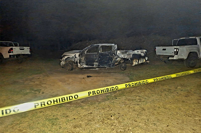 Investigaciones de la FGE en Pátzcuaro tras el hallazgo de seis personas sin vida en el Cerro de San Miguel Charahuén.