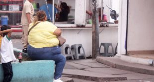 Investigadores del NCD Risk Factor Collaboration analizaron datos de 200 países para identificar la brecha nutricional.