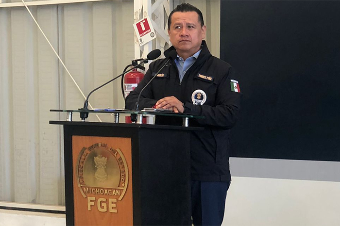 Firma del convenio de colaboración entre la Fiscalía General del Estado de Michoacán y la Unidad de Inteligencia Financiera federal.