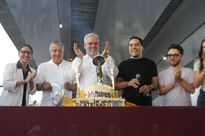 Gobernador celebra primer aniversario de Paso Catrinas