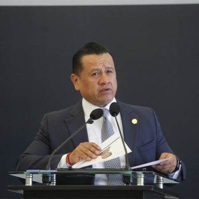 El fiscal general de Michoacán, Carlos Torres Piña, durante una rueda de prensa en las instalaciones de la FGE.