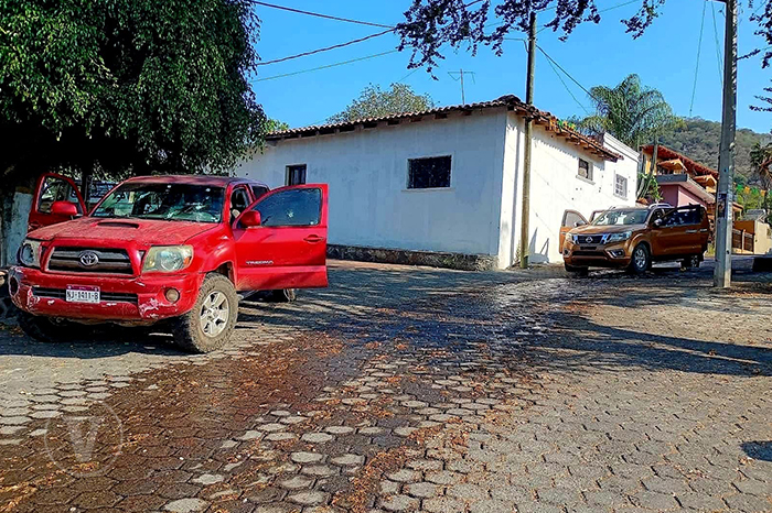 Criminals Clash with Soldiers in Cotija, Pursuit Ends with Three Outlaws Killed