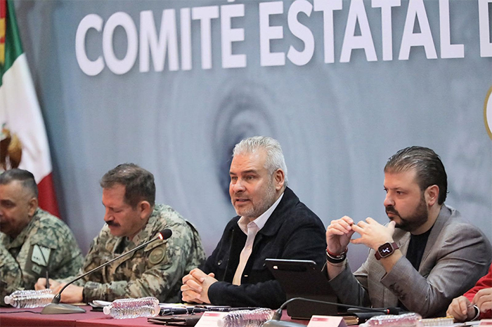 Sesión del Consejo Estatal de Protección Civil en Michoacán.