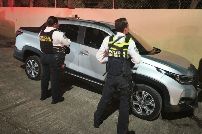 Patrulla de la Policía Morelia en operativo de seguridad tras robo de vehículo.