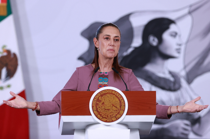 Presidenta Claudia Sheinbaum durante conferencia matutina hablando sobre la relacion bilateral con Espana