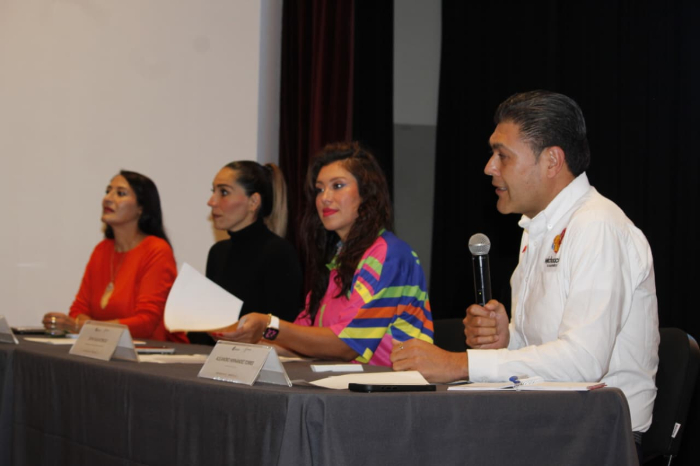 Secretaria de Turismo de Pátzcuaro Zitlali Obregón Alvarado anunciando las actividades del Mundial 2026.
