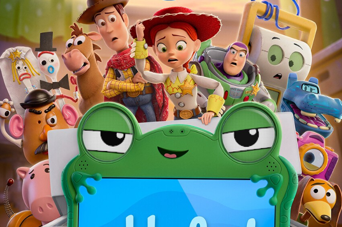 Personajes de Toy Story 5 como Woody y Buzz Lightyear en una escena de la película.