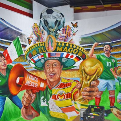 Mural interactivo de "El Mago" en el Hotel Las Américas de Morelia.