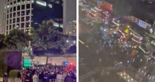 Aficionados mexicanos realizando serenata frente a un hotel de concentración durante el Mundial 2026.