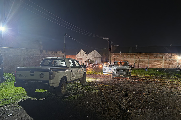 Resguardo policial en el sitio donde un adulto mayor fue asesinado a balazos en La Rinconada de Zamora.