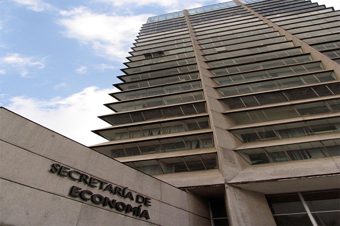 Edificio de la Secretaría de Economía en la Ciudad de México durante negociaciones comerciales del T-MEC.